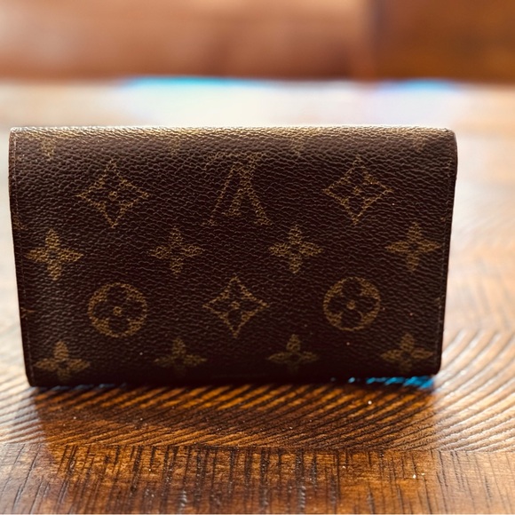 Louis Vuitton
Vintage 1998 Porte-Monnaie Tresor billet Wallet - Picture 3 of 17